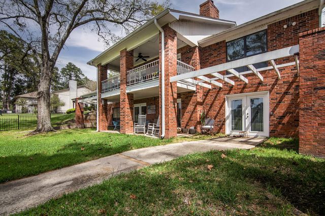 812 Broadmoor Drive, Huntsville, TX 77340