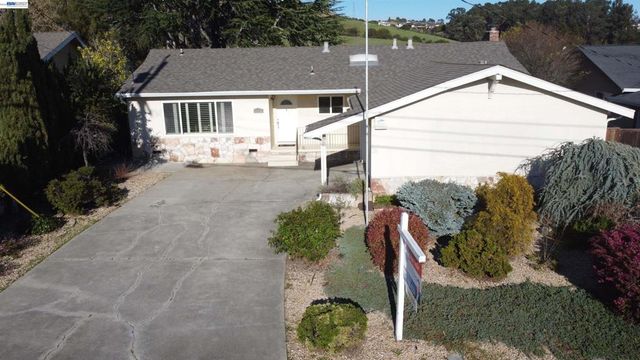 17774 17774 Trenton Dr, Castro Valley, CA 94546