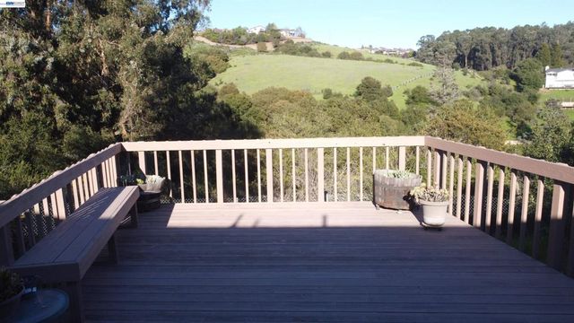 17774 17774 Trenton Dr, Castro Valley, CA 94546