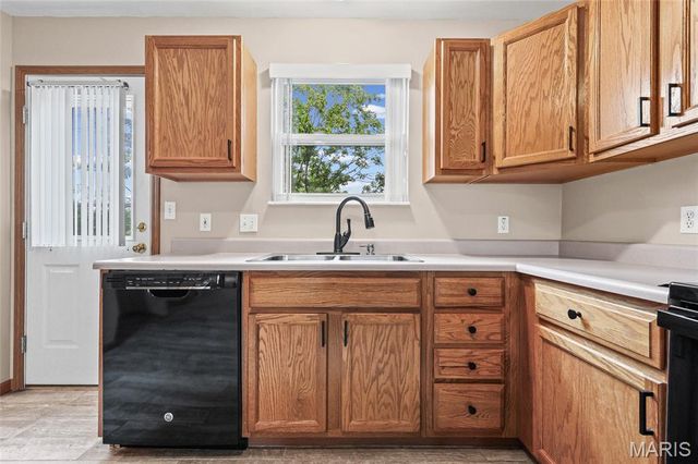2205 Berrywood Court, Arnold, MO 63010