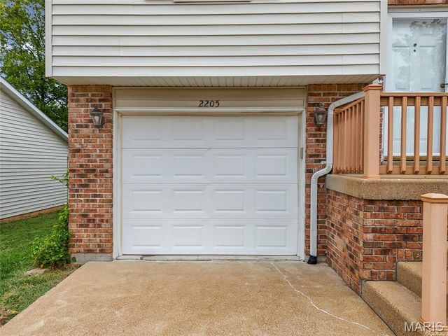 2205 Berrywood Court, Arnold, MO 63010