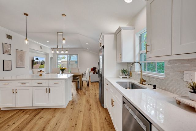 17572 W Cinquez Park Rd Road W, Jupiter, FL 33458