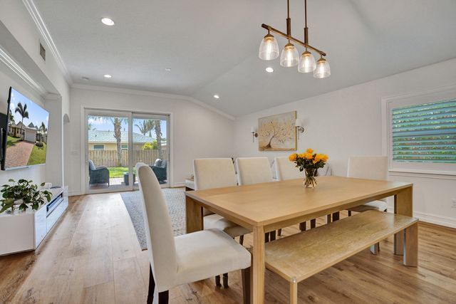 17572 W Cinquez Park Rd Road W, Jupiter, FL 33458