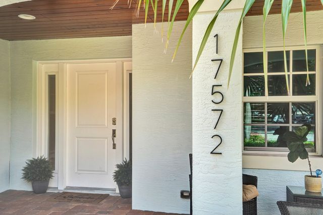 17572 W Cinquez Park Rd Road W, Jupiter, FL 33458