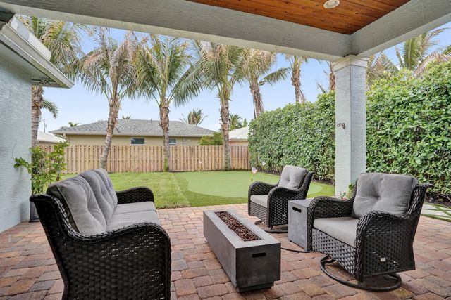 17572 W Cinquez Park Rd Road W, Jupiter, FL 33458