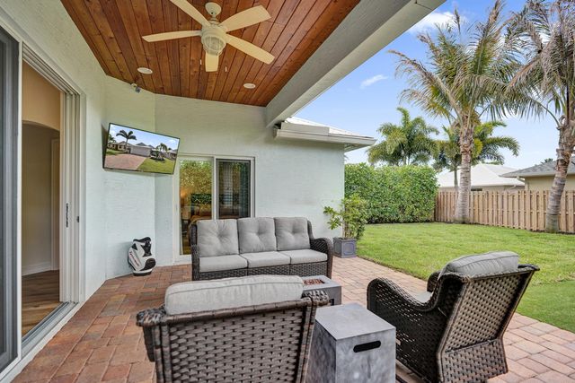 17572 W Cinquez Park Rd Road W, Jupiter, FL 33458