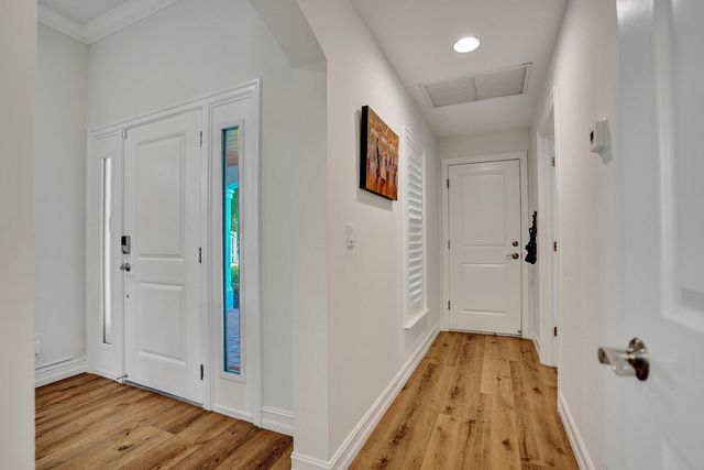 17572 W Cinquez Park Rd Road W, Jupiter, FL 33458