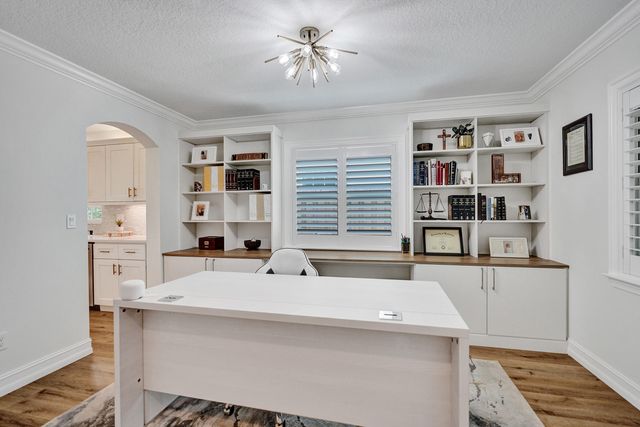 17572 W Cinquez Park Rd Road W, Jupiter, FL 33458