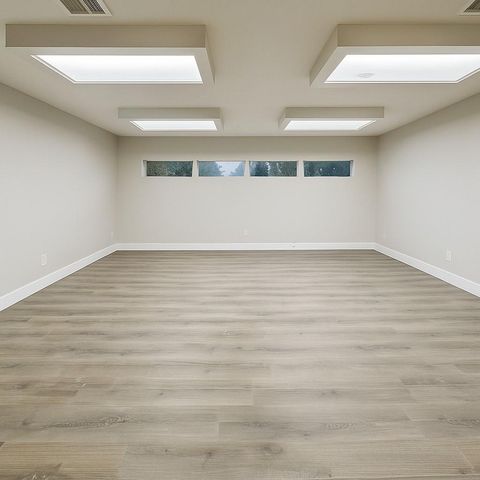 12806 Margit DR, Austin, TX 78729