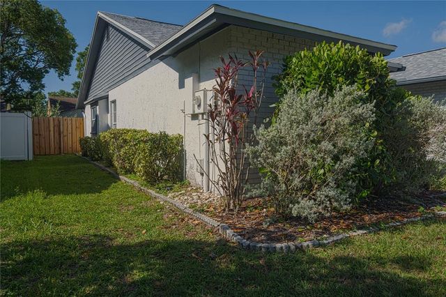 8743 HAMPDEN DRIVE, Tampa, FL 33626