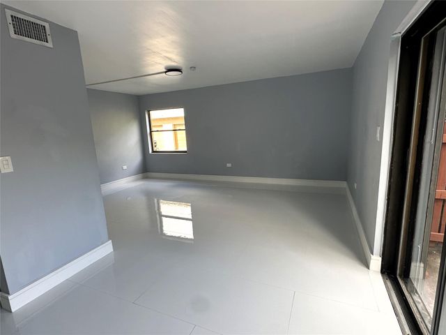 8350 N Missionwood Circle C-21, Miramar, FL 33025