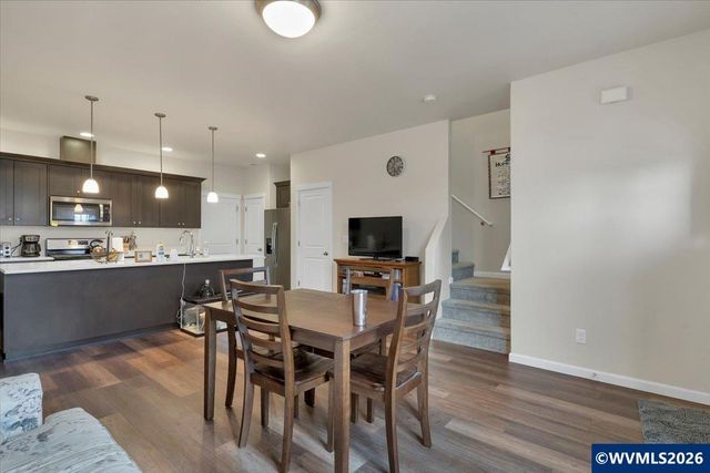 1830 SE Hankel St, Dallas, OR 97338