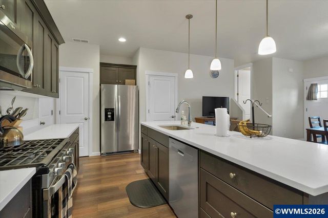 1830 SE Hankel St, Dallas, OR 97338