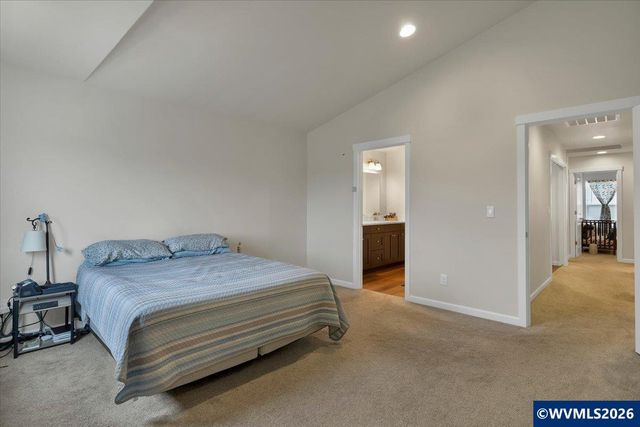 1830 SE Hankel St, Dallas, OR 97338