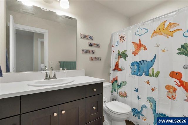 1830 SE Hankel St, Dallas, OR 97338