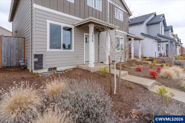 1830 SE Hankel St, Dallas, OR 97338