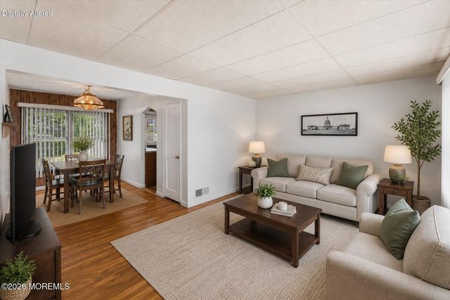 93 Willow Street, Elmwood Park, NJ 07407