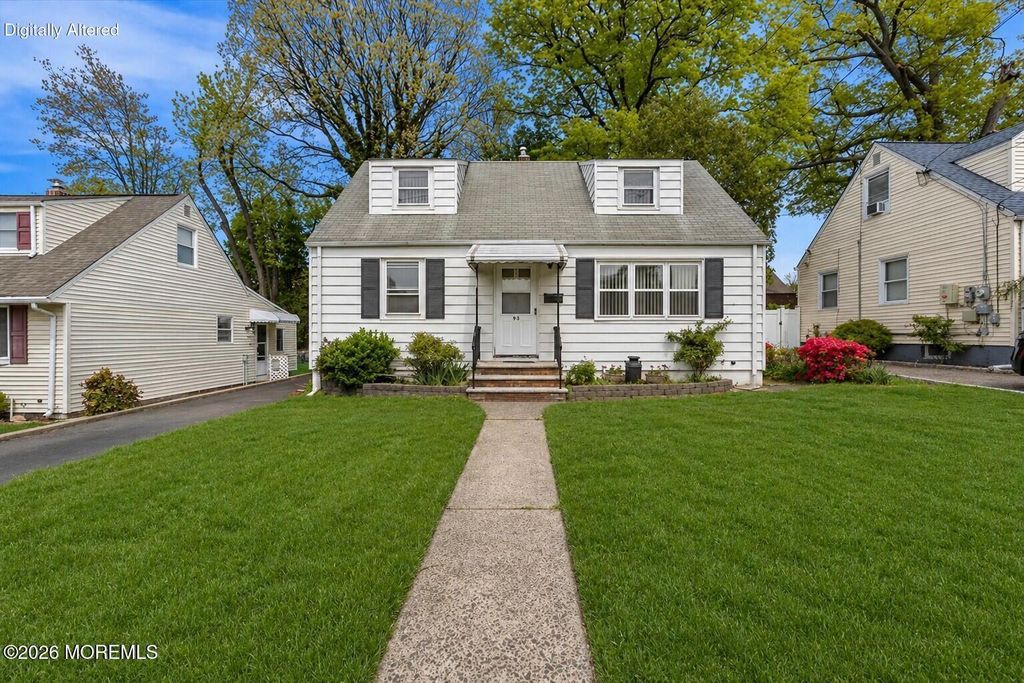 93 Willow Street, Elmwood Park, NJ 07407
