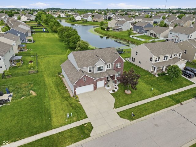 2438 Southward Drive, Greenwood, IN 46143