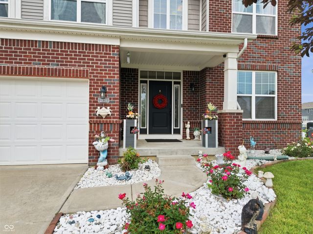 2438 Southward Drive, Greenwood, IN 46143