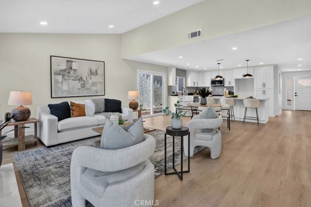 24056 Calendula, Mission Viejo, CA 92692