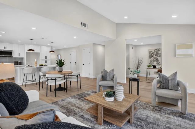 24056 Calendula, Mission Viejo, CA 92692