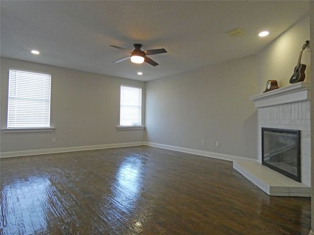 5613 Camarillo Drive, Fort Worth, TX 76244