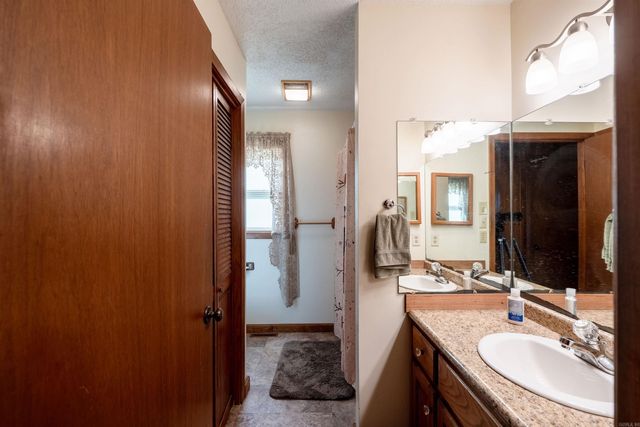 54 Woodland Cove Drive, Heber Springs, AR 72543