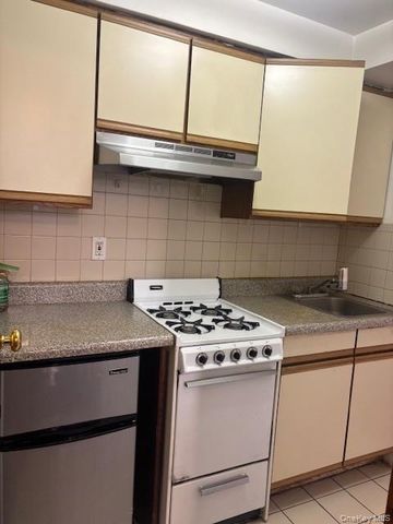 7101 35th Avenue, Jackson Heights, NY 11372
