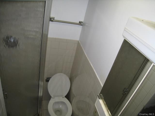 7101 35th Avenue, Jackson Heights, NY 11372