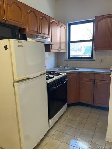 7101 35th Avenue, Jackson Heights, NY 11372
