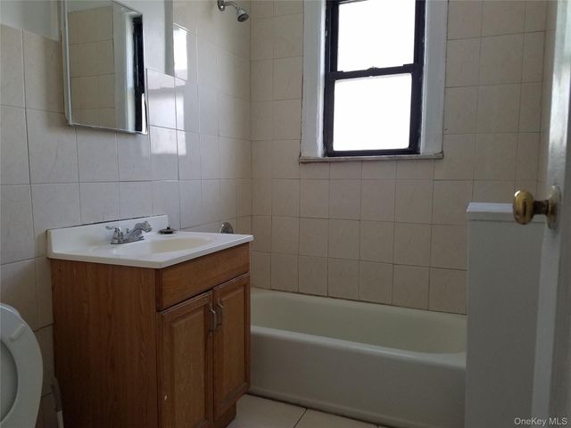 7101 35th Avenue, Jackson Heights, NY 11372