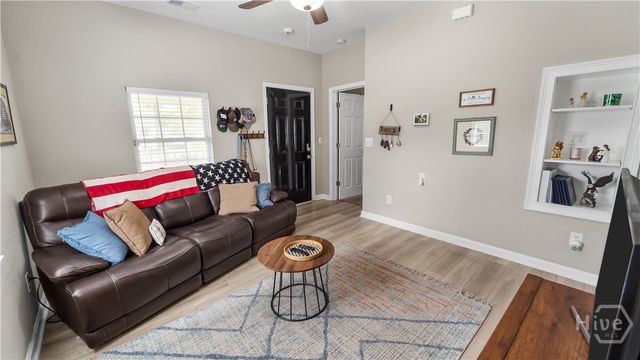 118 S Coastal Highway, Port Wentworth, GA 31407