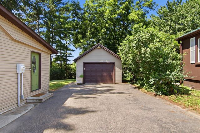 1110 Andover Avenue, Eau Claire, WI 54703