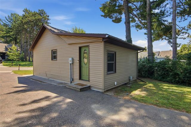 1110 Andover Avenue, Eau Claire, WI 54703