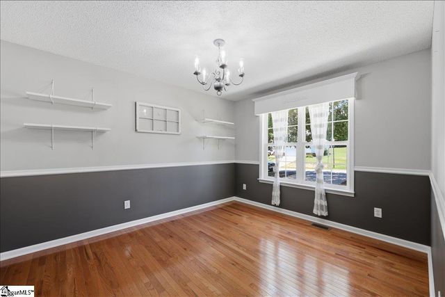 1 Brooke Lee Circle, Taylors, SC 29687