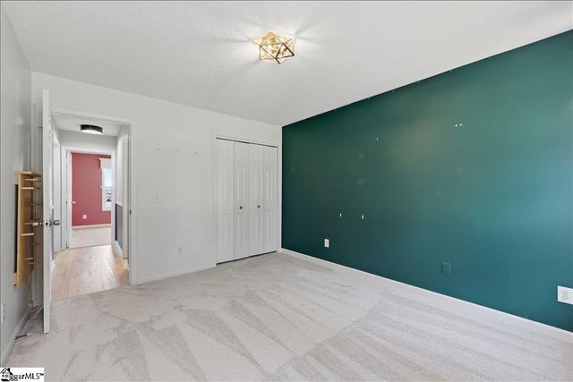 1 Brooke Lee Circle, Taylors, SC 29687