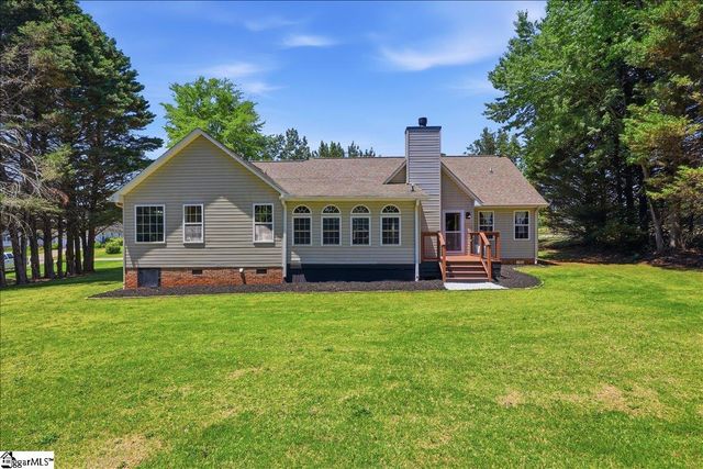 1 Brooke Lee Circle, Taylors, SC 29687
