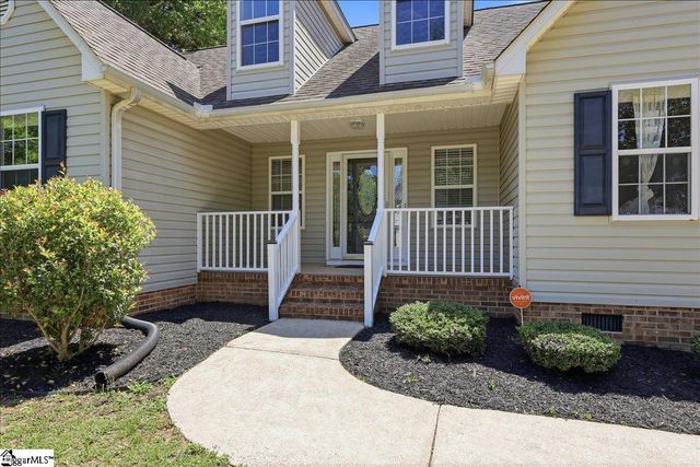1 Brooke Lee Circle, Taylors, SC 29687