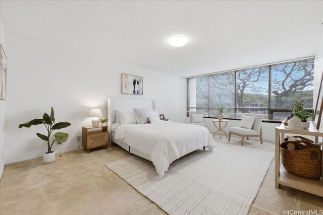 1525 Wilder Avenue 405, Honolulu, HI 96822