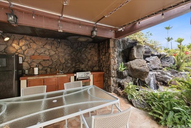 1525 Wilder Avenue 405, Honolulu, HI 96822