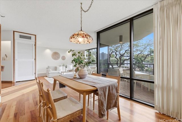 1525 Wilder Avenue 405, Honolulu, HI 96822