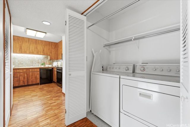 1525 Wilder Avenue 405, Honolulu, HI 96822