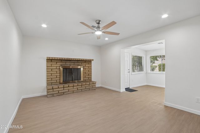 1342 W MENDOZA Avenue, Mesa, AZ 85202