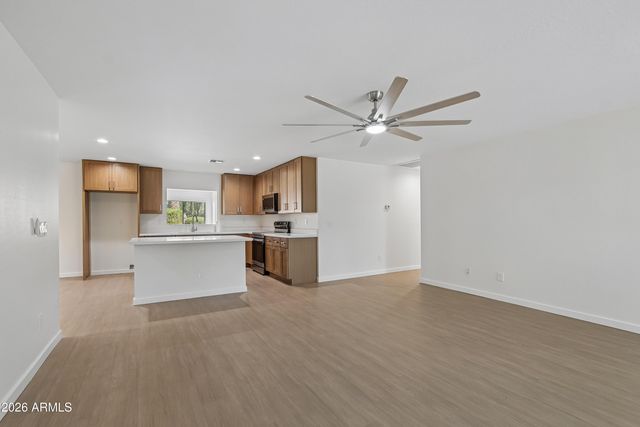 1342 W MENDOZA Avenue, Mesa, AZ 85202