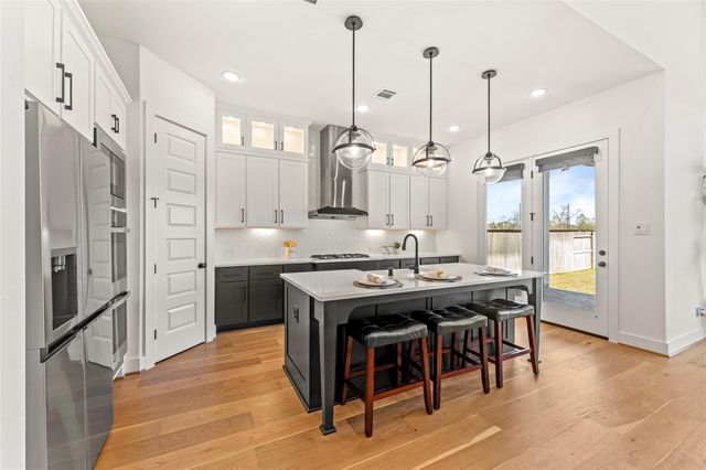 1934 Pleasant Grove Drive, Missouri City, TX 77459