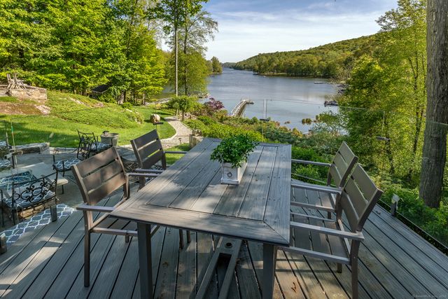 4 Harbour View Drive, New Fairfield, CT 06812