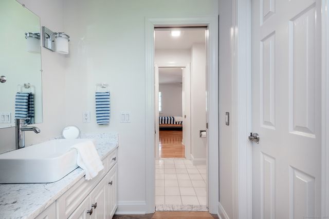 4 Harbour View Drive, New Fairfield, CT 06812