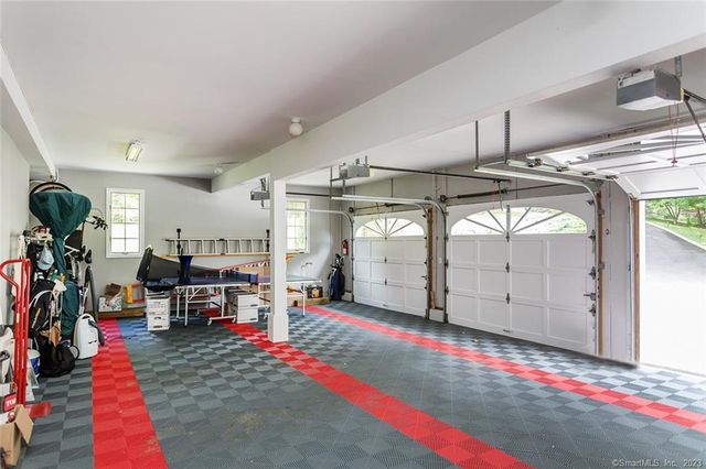 4 Harbour View Drive, New Fairfield, CT 06812