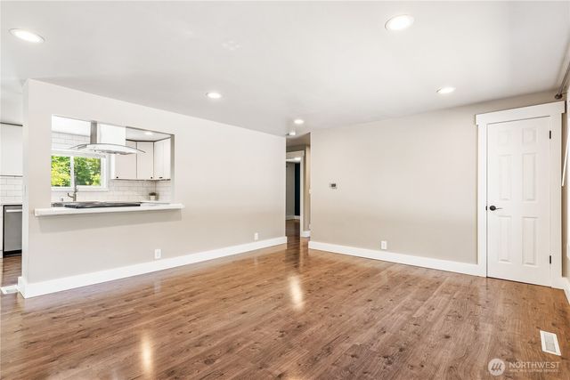 11510 Military Road SW, Lakewood, WA 98498